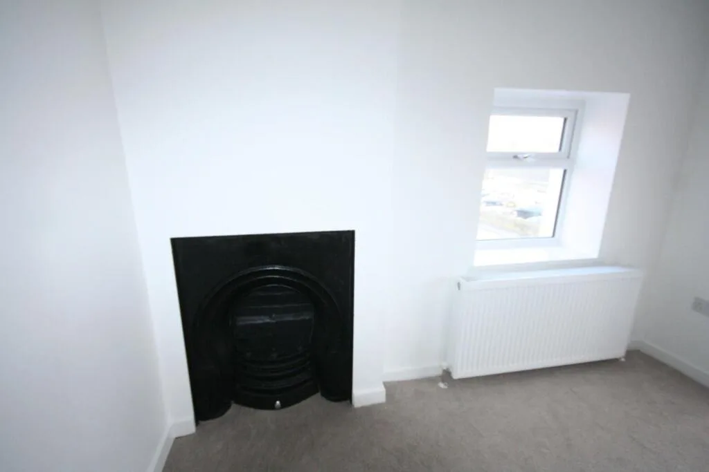 2 bedroom house for rent