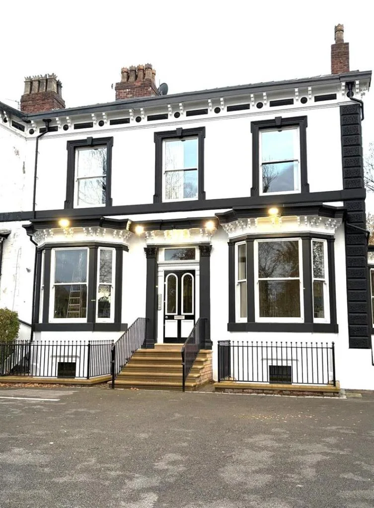2 bedroom ground floor flat for rent