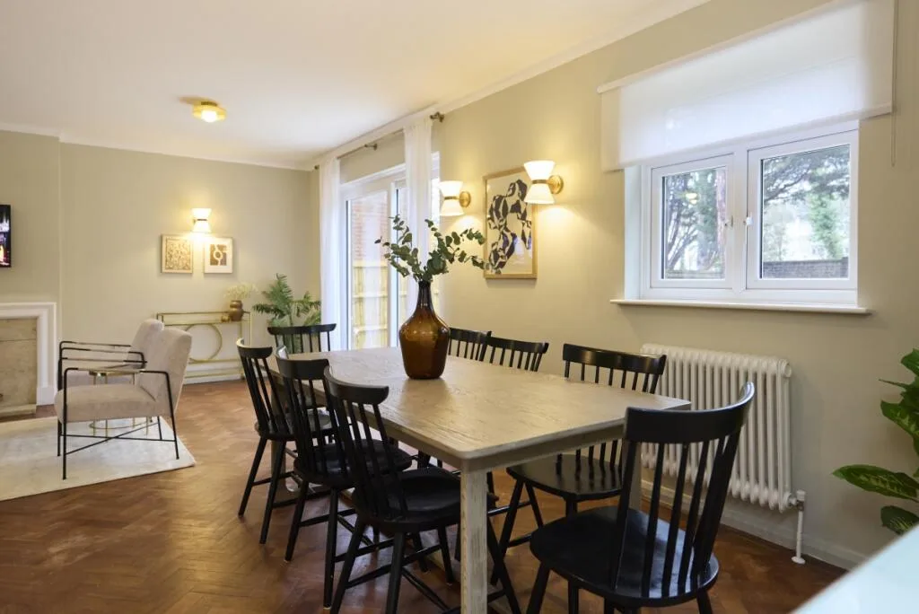 5 bedroom detached house for rent