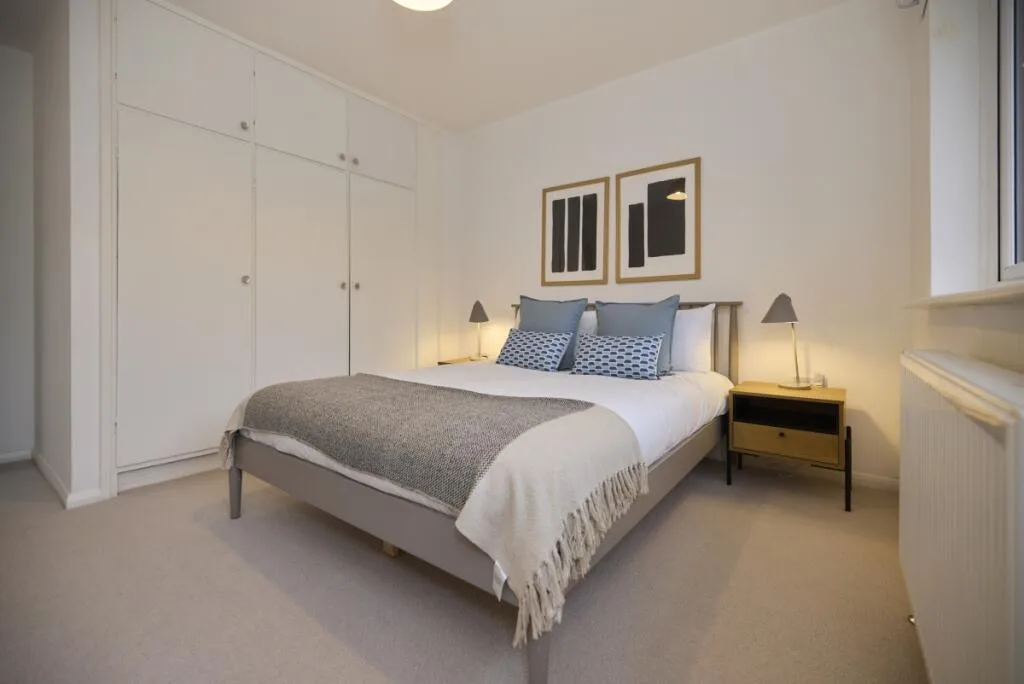 5 bedroom detached house for rent