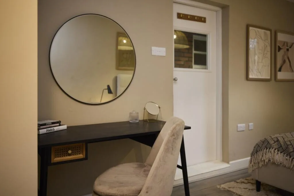 5 bedroom detached house for rent