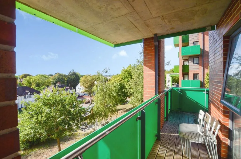 3 bedroom flat for rent