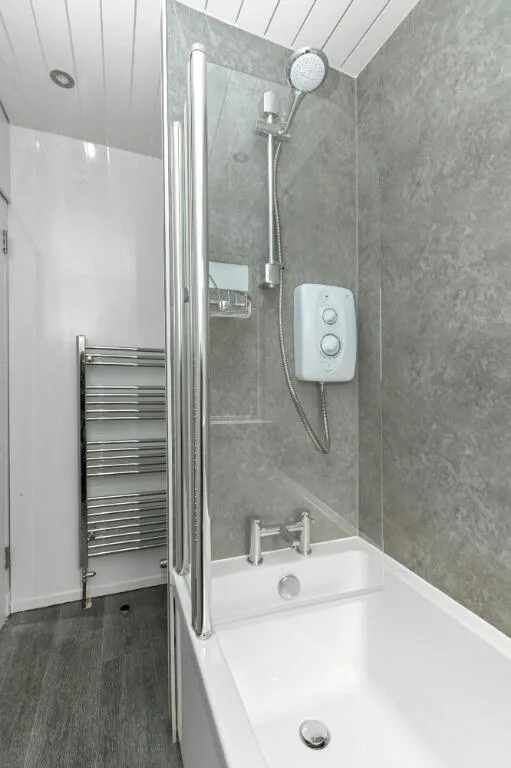 3 bedroom maisonette for rent