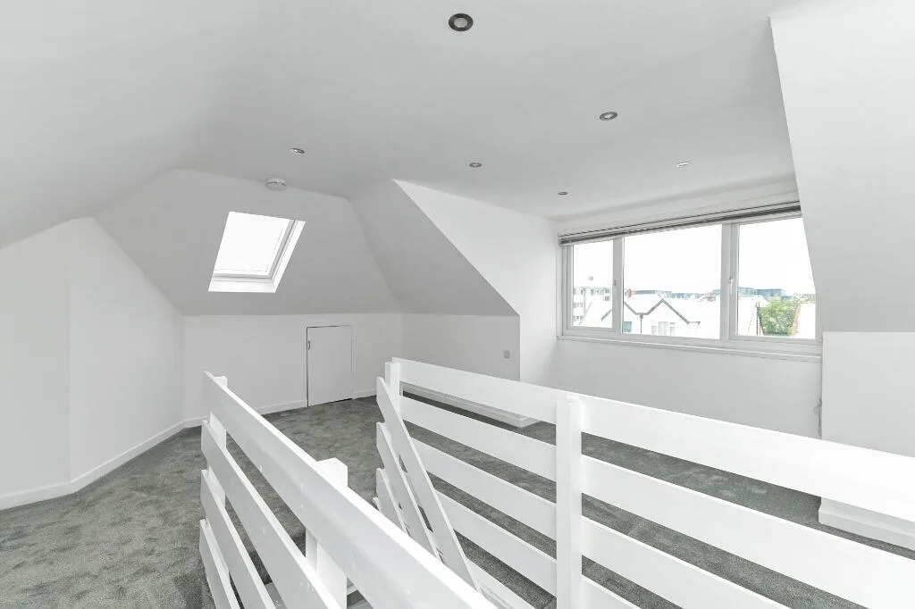 3 bedroom maisonette for rent