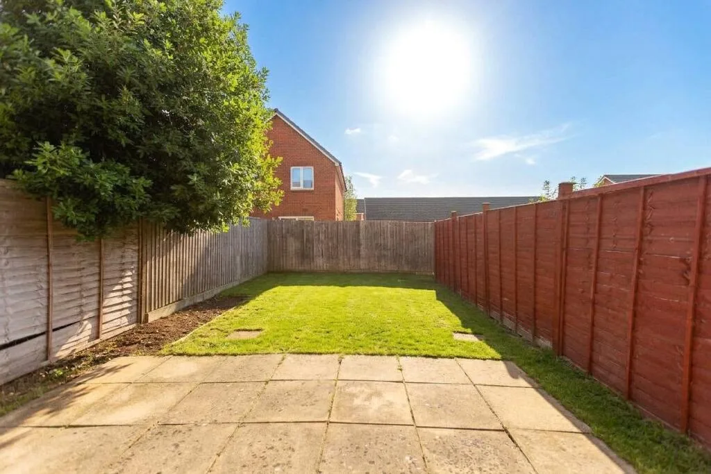 4 bedroom terraced house for rent