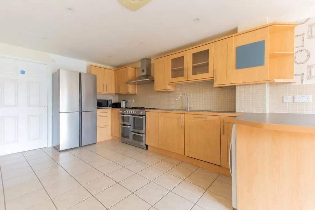 4 bedroom terraced house for rent