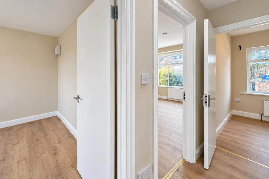 4 bedroom end of terrace house for rent