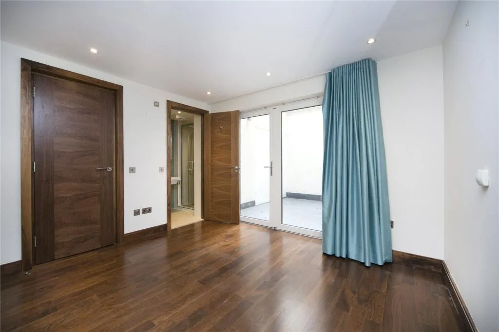 4 bedroom terraced house for rent