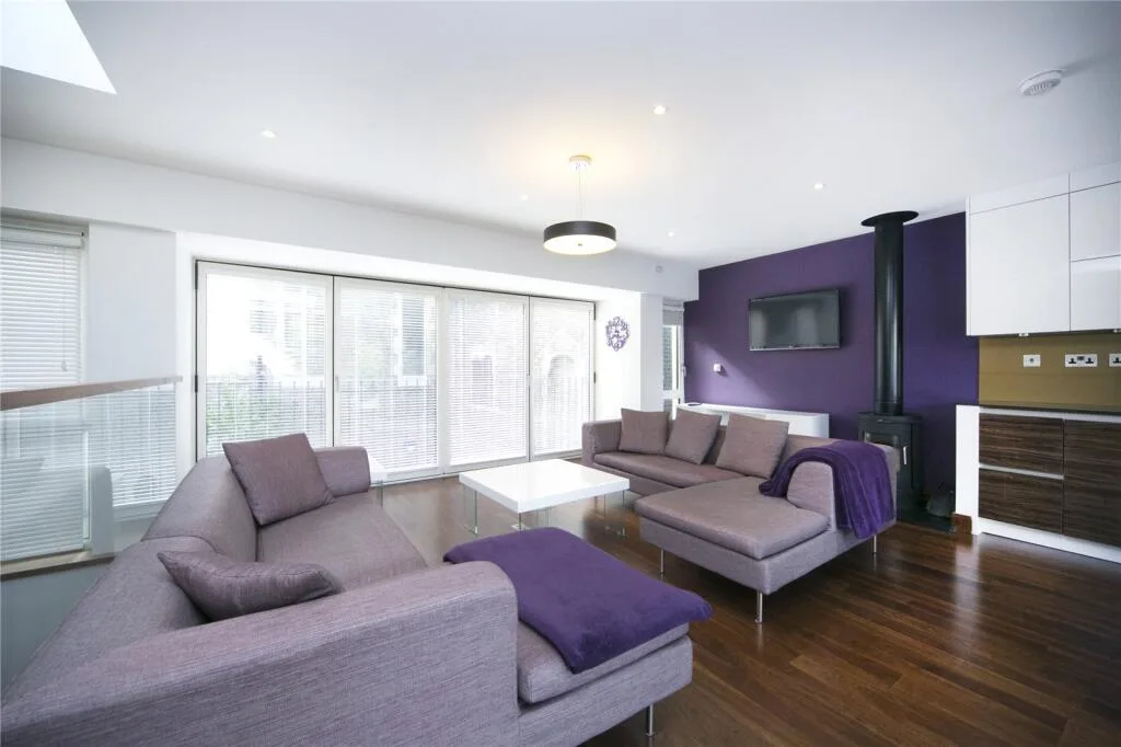4 bedroom terraced house for rent