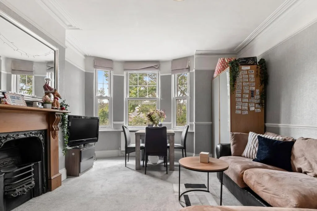 3 bedroom flat for rent