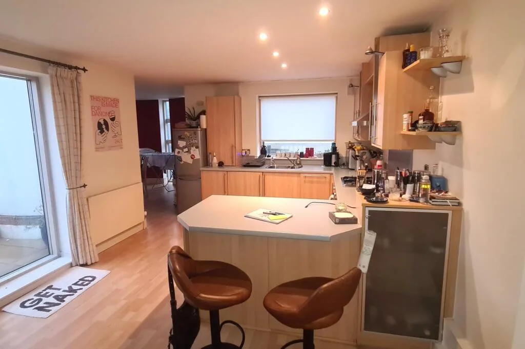 2 bedroom flat for rent