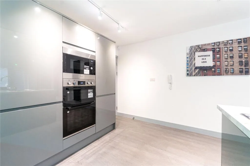 7 bedroom house for rent