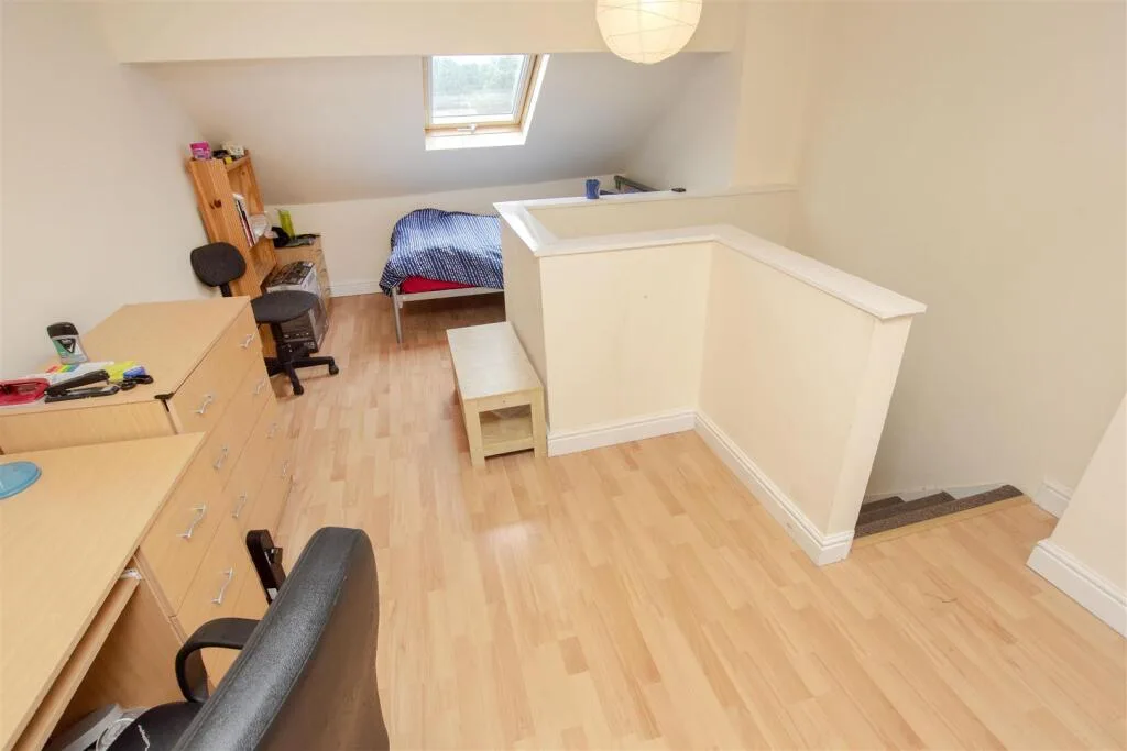 5 bedroom house for rent