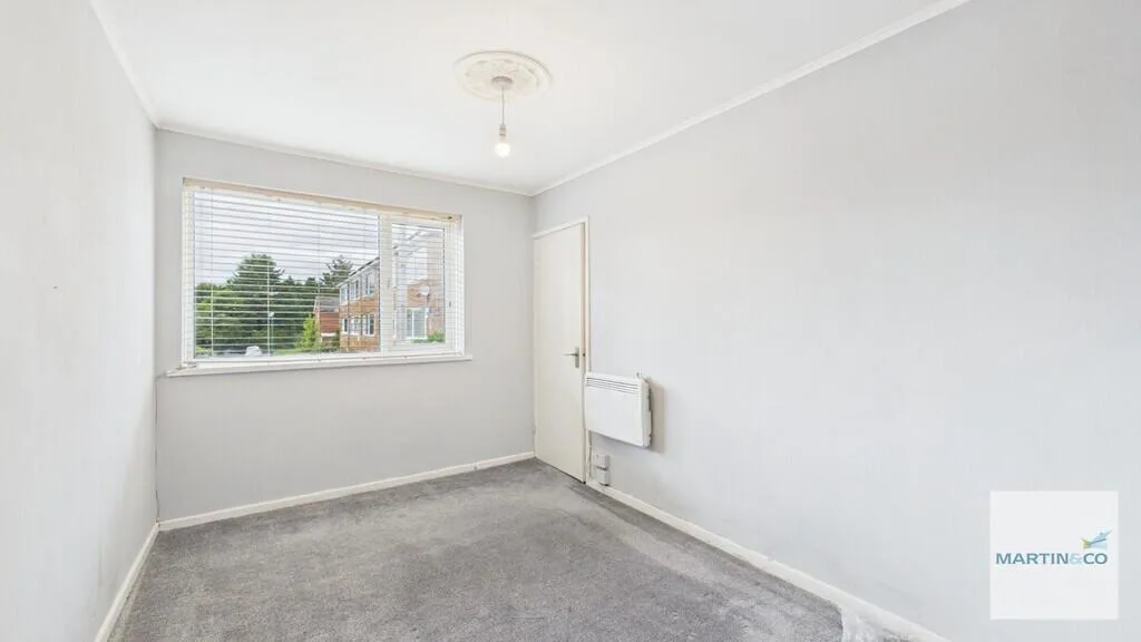 2 bedroom maisonette for rent