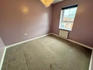 3 bedroom semi-detached house for rent