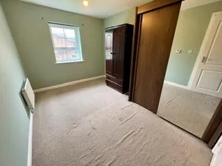 3 bedroom semi-detached house for rent