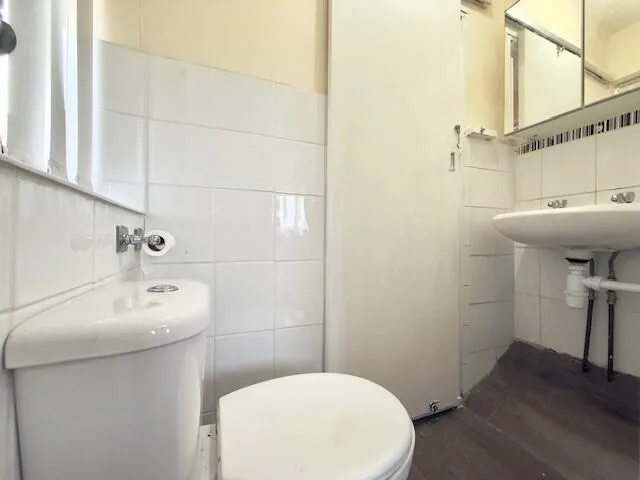 3 bedroom semi-detached house for rent