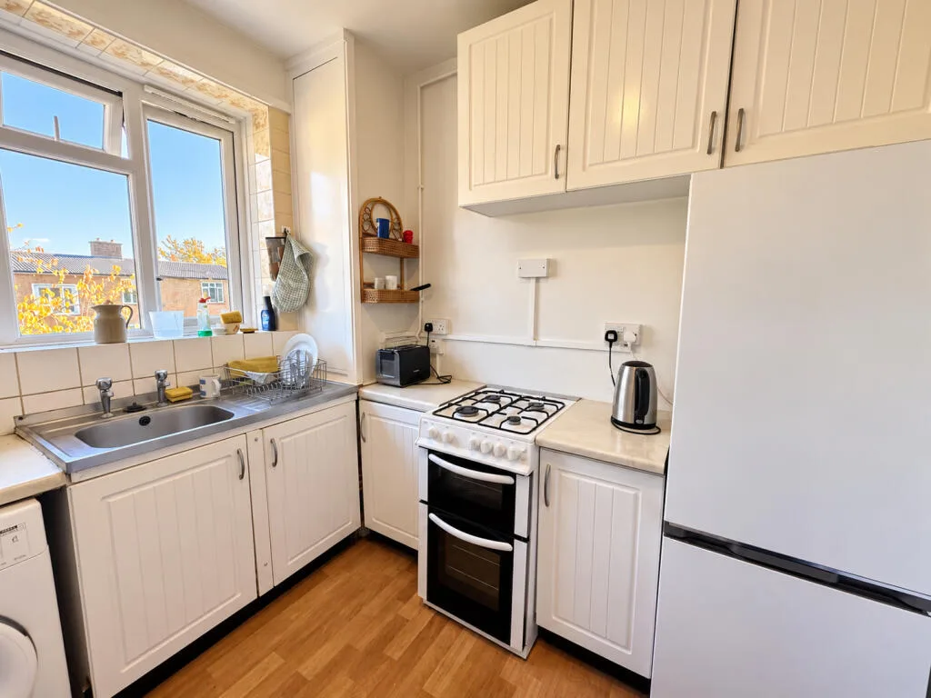 3 bedroom flat for rent