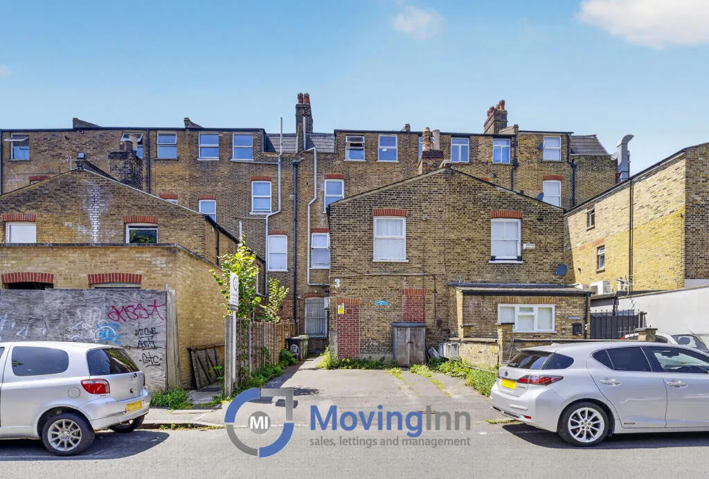 2 bedroom flat for rent