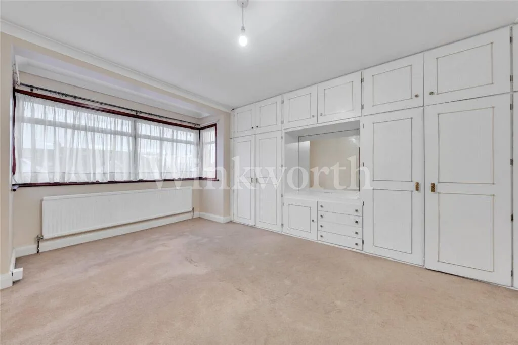 4 bedroom semi-detached house for rent