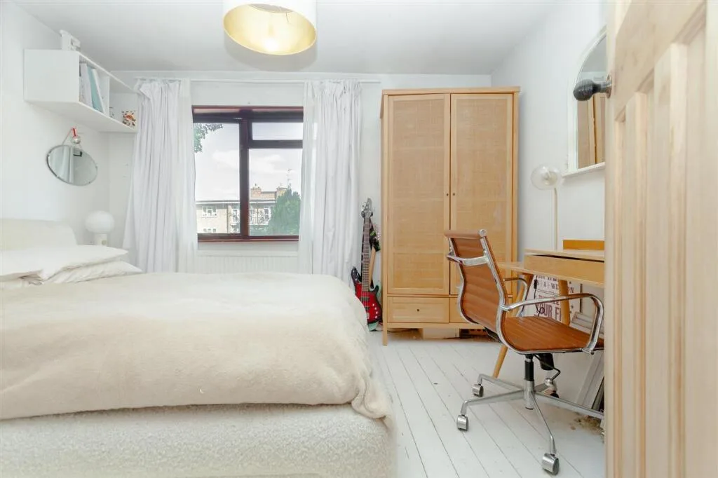 2 bedroom house for rent