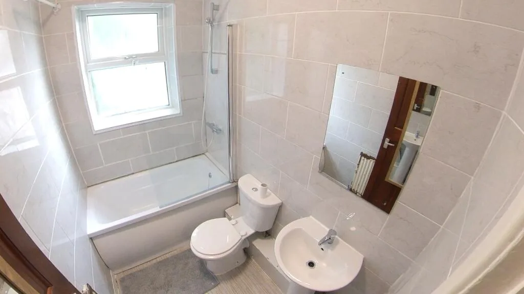 9 bedroom semi-detached house for rent