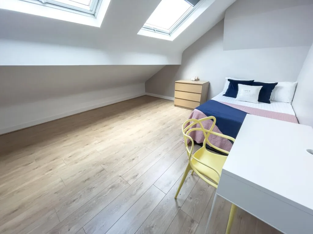 6 bedroom terraced house for rent
