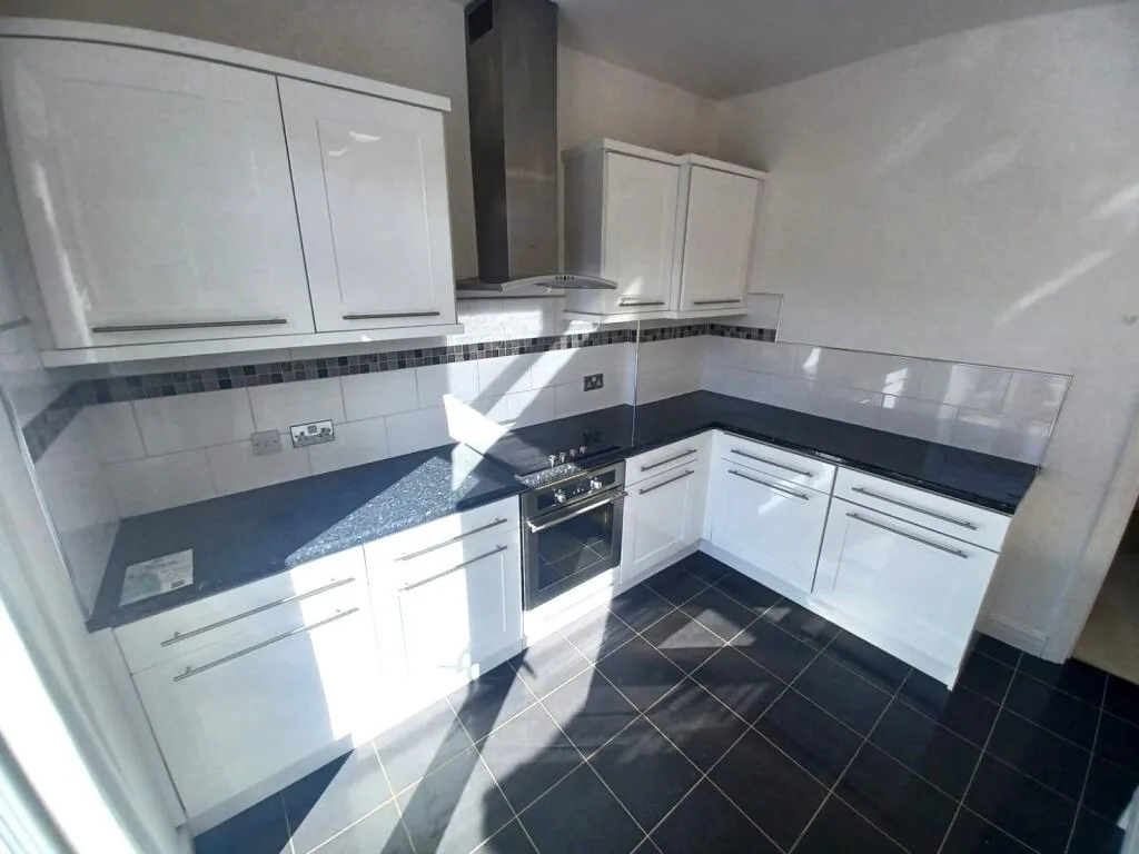 1 bedroom semi-detached house for rent