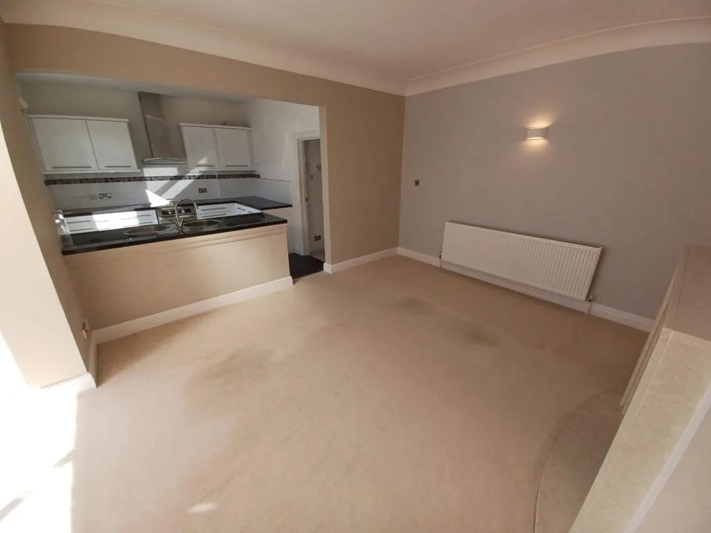1 bedroom semi-detached house for rent