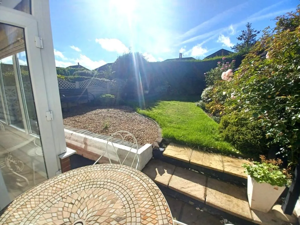 1 bedroom semi-detached house for rent