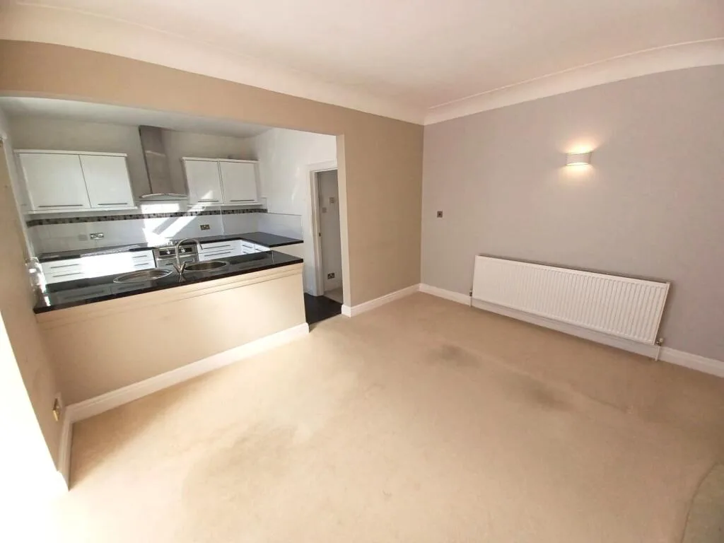 1 bedroom semi-detached house for rent