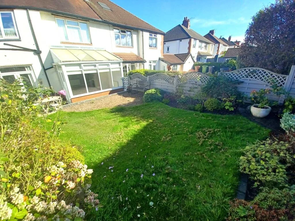 1 bedroom semi-detached house for rent