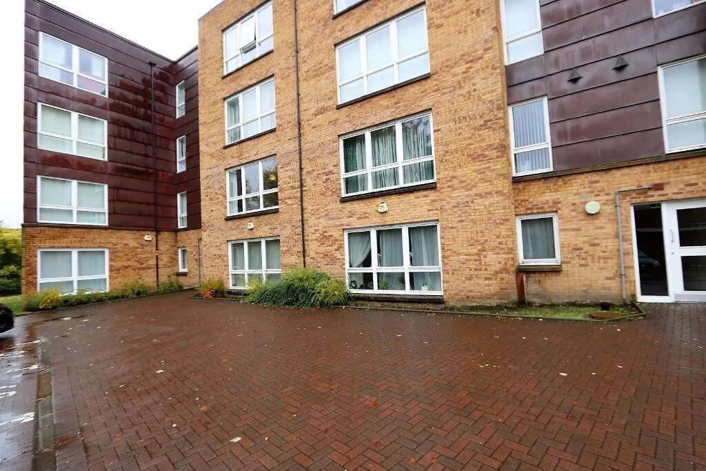 2 bedroom flat for rent