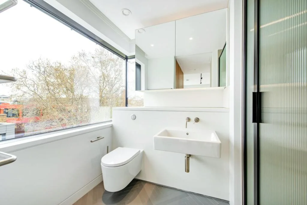 2 bedroom maisonette for rent