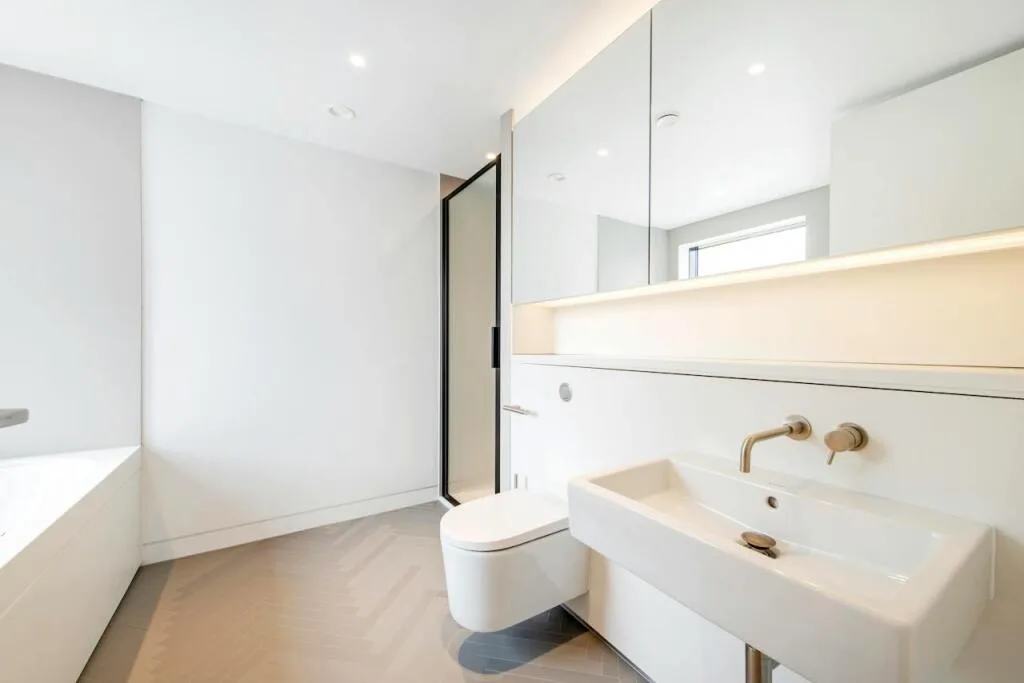 2 bedroom maisonette for rent