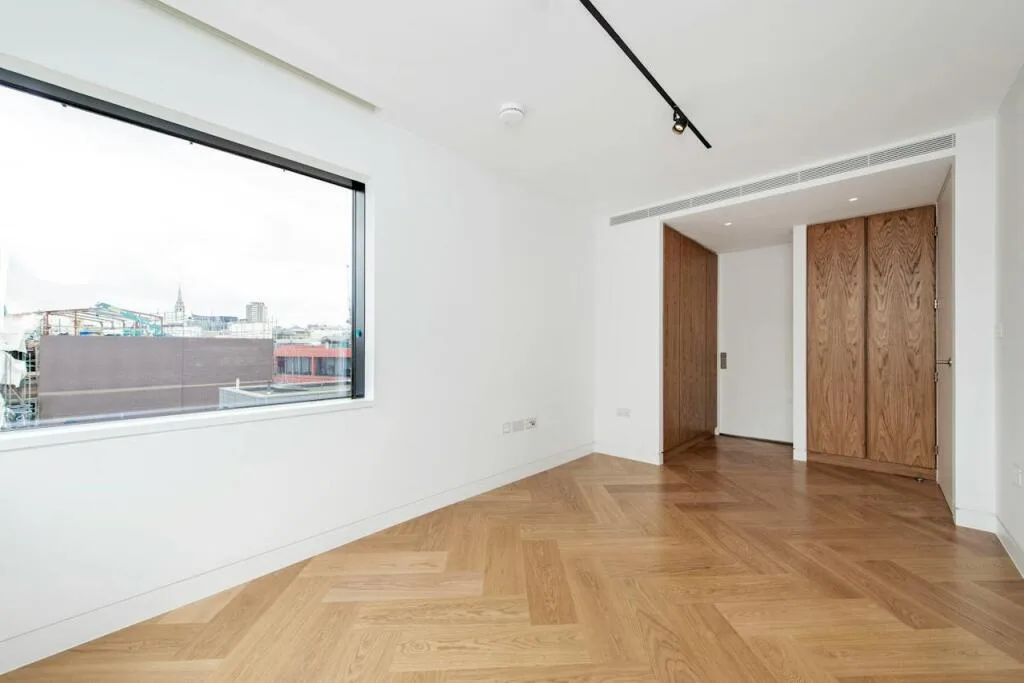 2 bedroom maisonette for rent