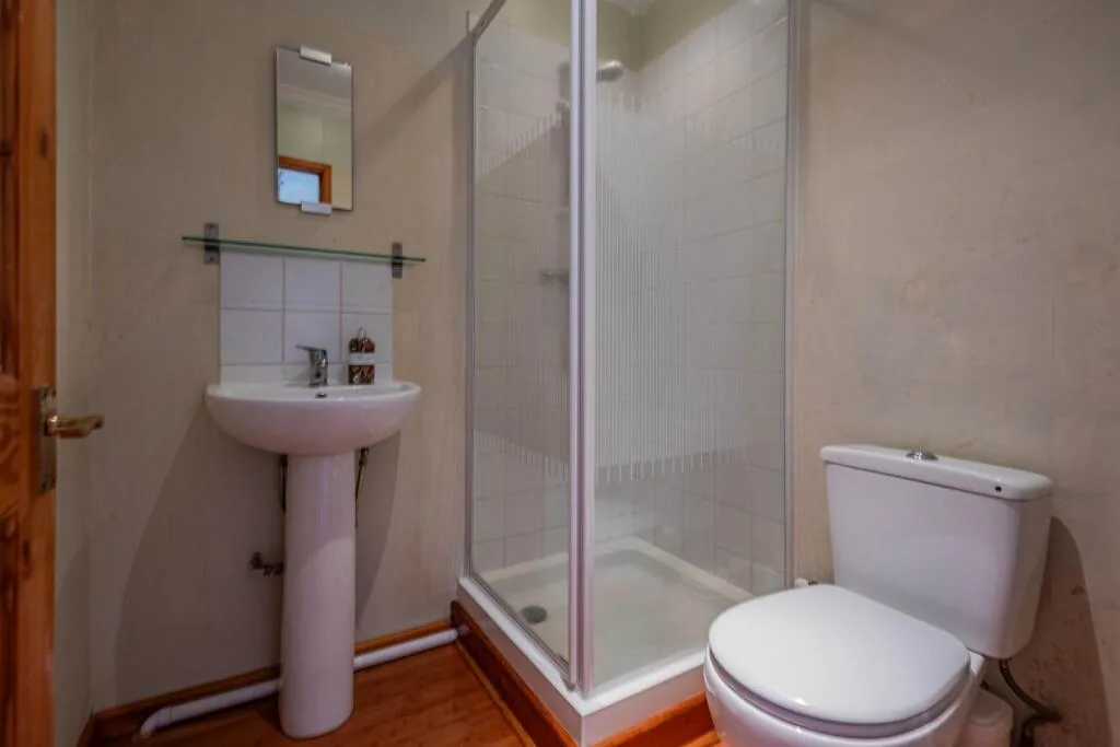3 bedroom semi-detached house for rent