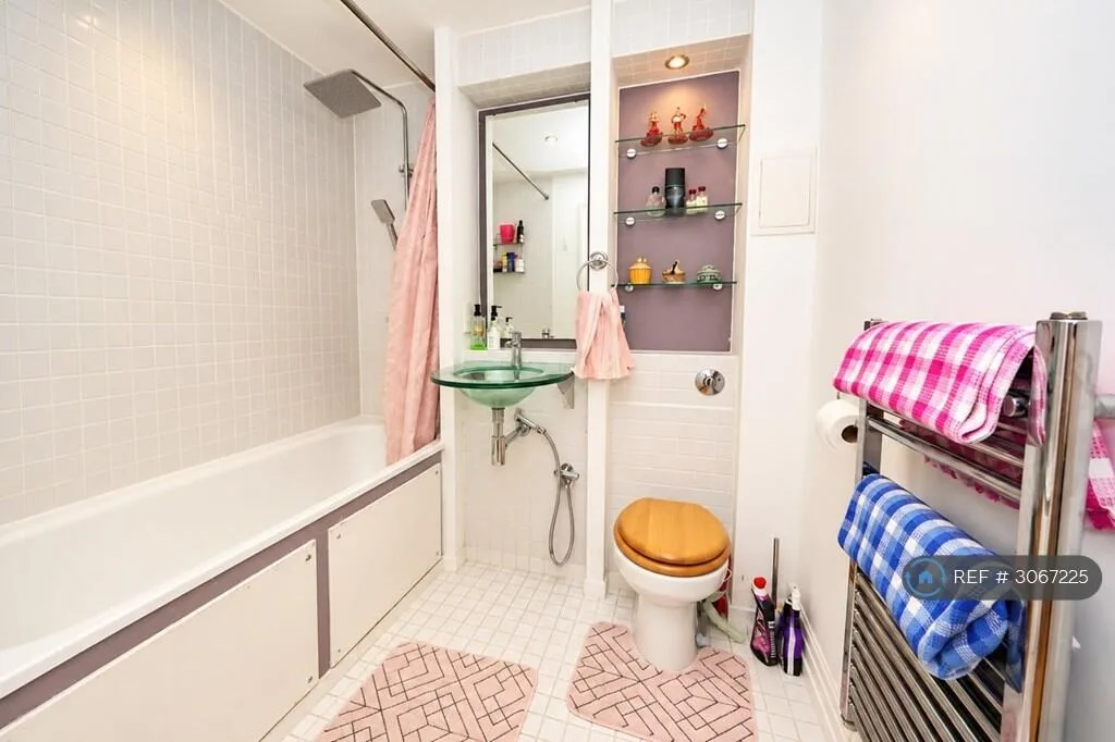 3 bedroom flat for rent