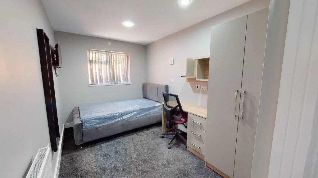 6 bedroom house for rent