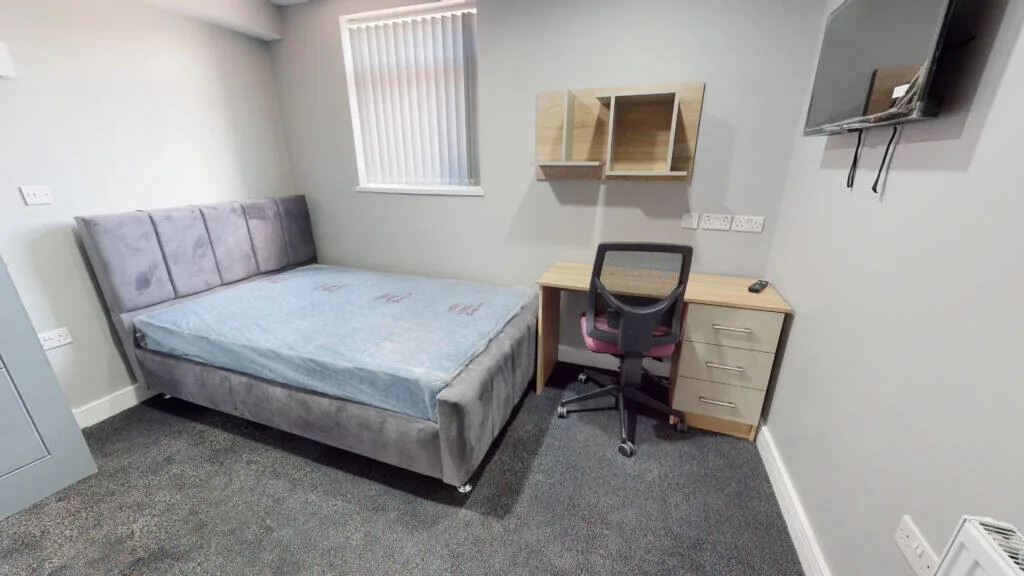 6 bedroom house for rent