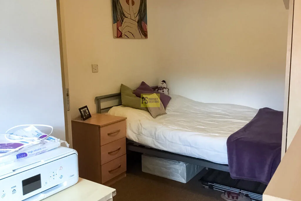 7 bedroom terraced house for rent