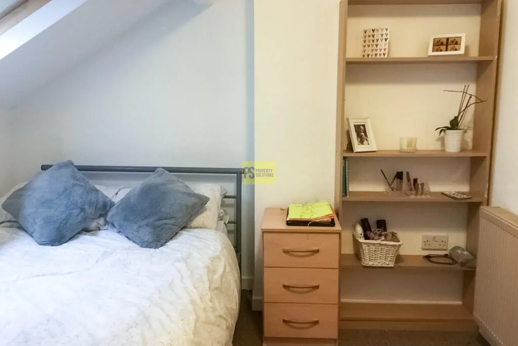 7 bedroom terraced house for rent