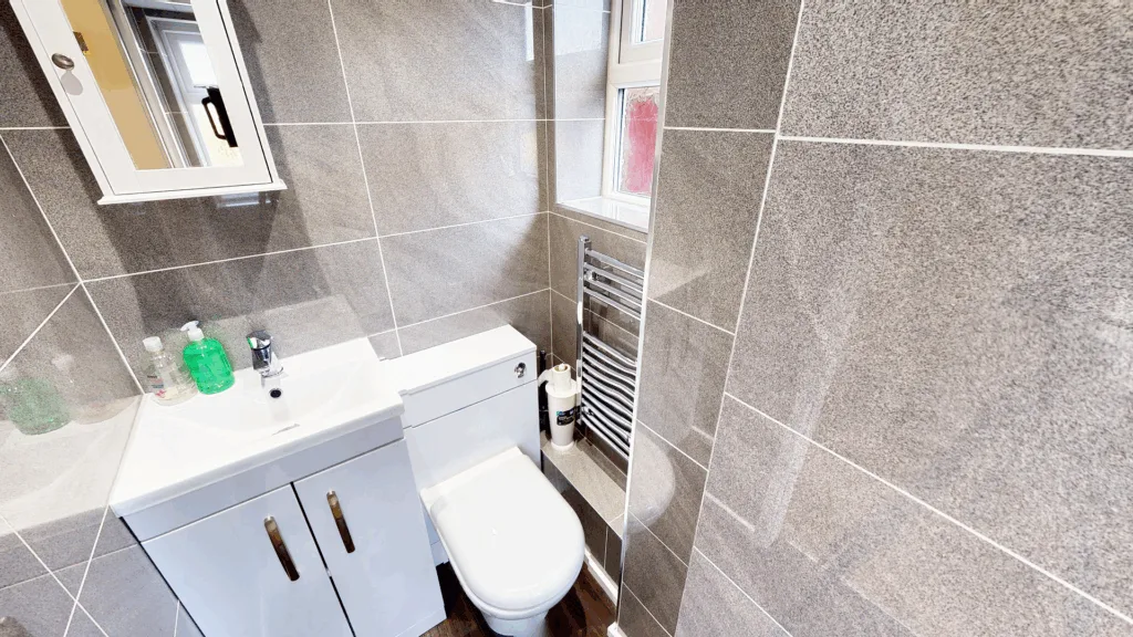 4 bedroom terraced house for rent