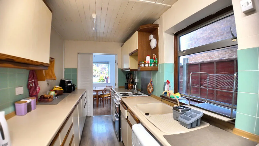 4 bedroom terraced house for rent