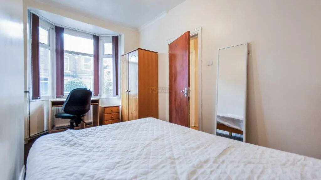 4 bedroom terraced house for rent