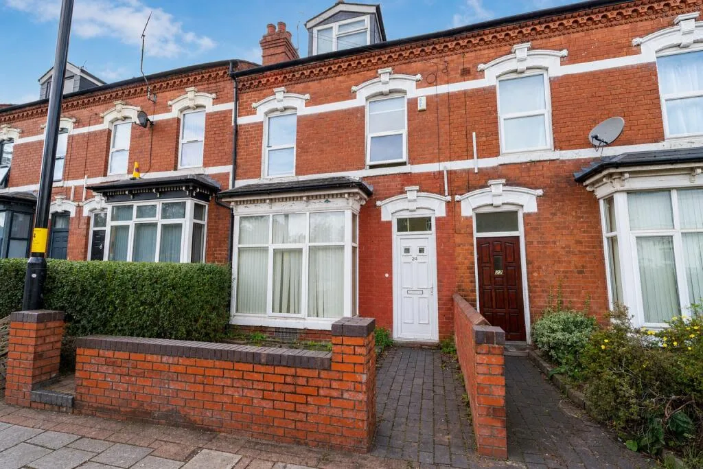 8 bedroom terraced house for rent