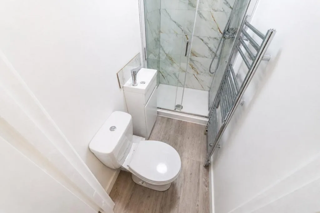 8 bedroom terraced house for rent