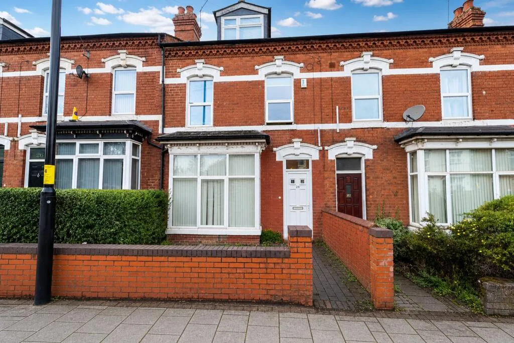 8 bedroom terraced house for rent