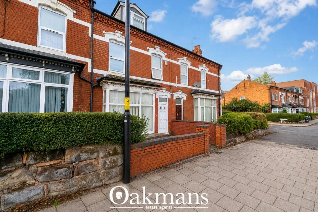 8 bedroom terraced house for rent