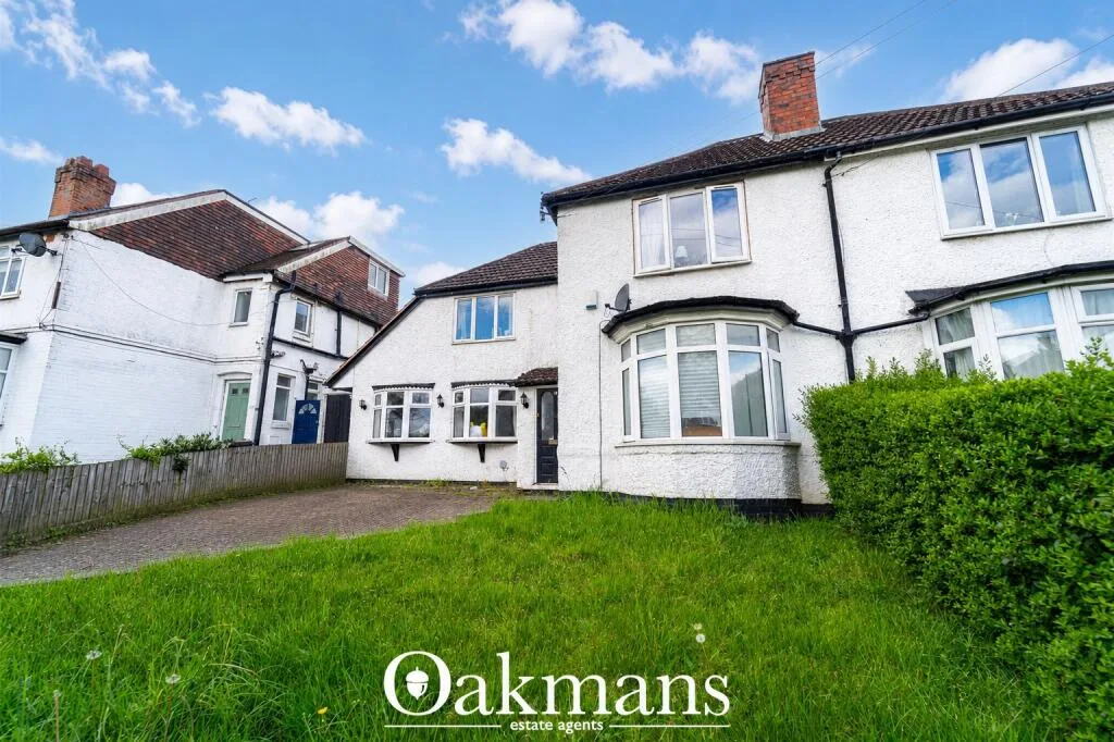 8 bedroom semi-detached house for rent